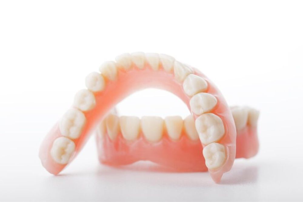 Missing Teeth And Losing Confidence? How Modern Dentures Can Transform Your Daily Life